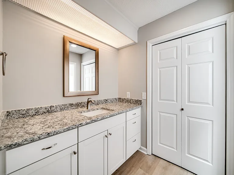 344 N Birchwood Dr — Photo 31