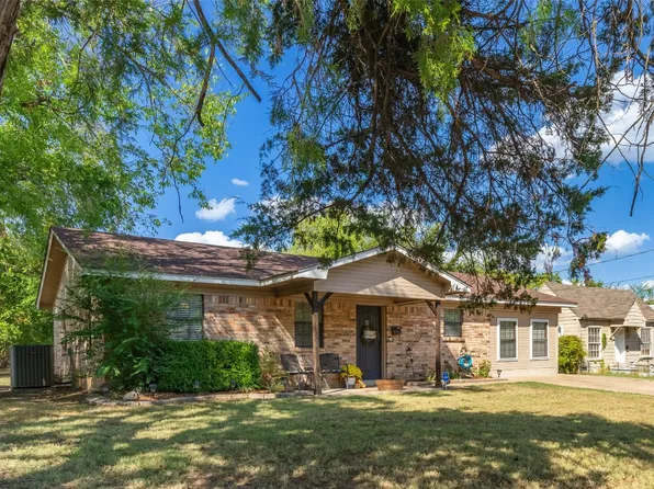 131 Park St E, Sulphur Springs, TX 75482