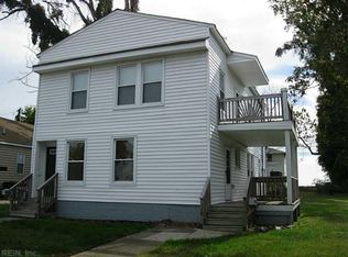 110 Blair Ave APT B, Newport News, VA 23607