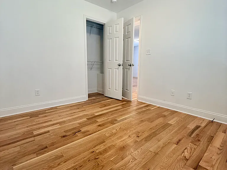 1900 Luttrell St — Photo 11