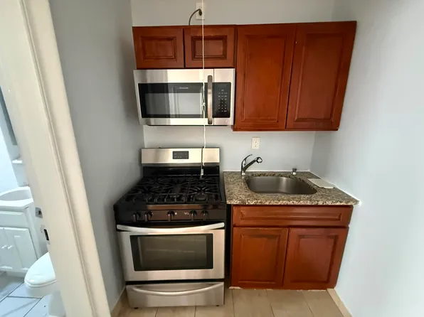 42 Vroom St #45E, Jersey City, NJ 07306