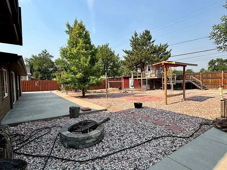 7461 Webster St — Photo 23