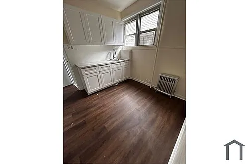 36 Chestnut St Photo 1