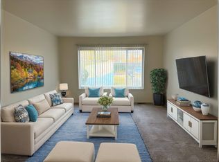 Lincoln Woods Apartments, Oak Park, MI 48237