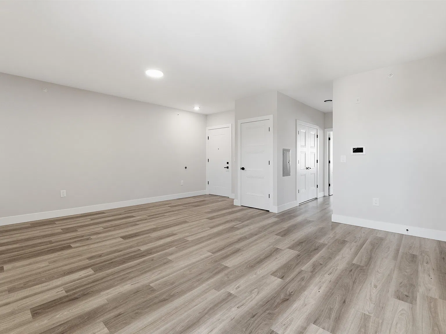 Mari-Mar Residences — Photo 4