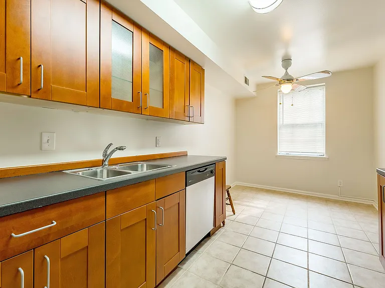 19 Pickering Ct #1 — Photo 13