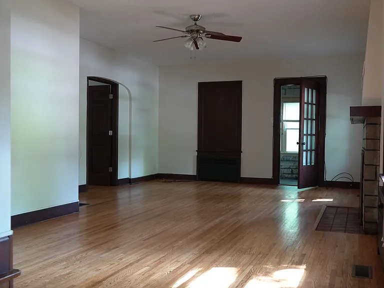 706 N Washington St — Photo 6