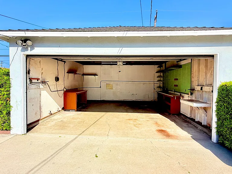 428 N 6th St — Photo 24