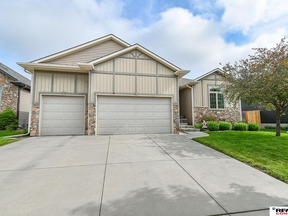 1st image of 2760 Shadowbrook Dr