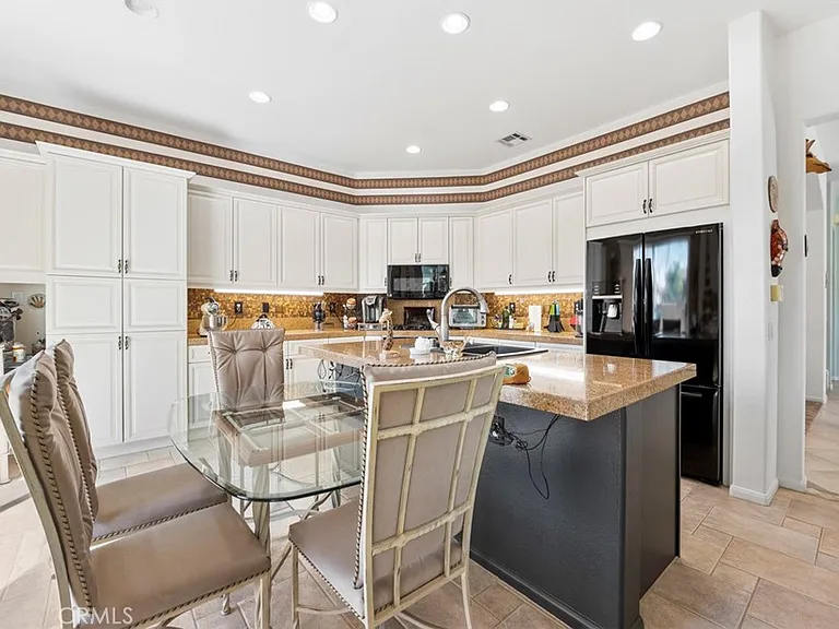 5643 Willowmere Ln — Photo 17