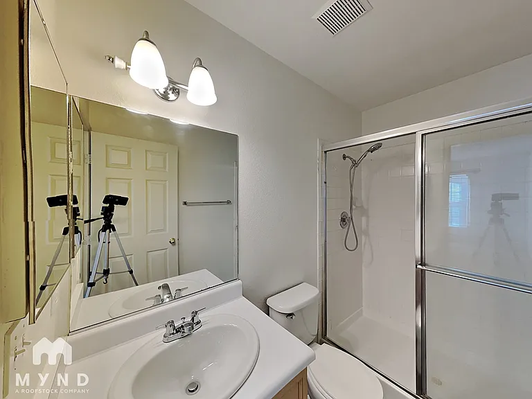 8042 Laurena Ave — Photo 31