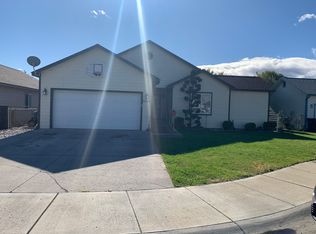 3106 Hathaway St, Yakima, WA 98902