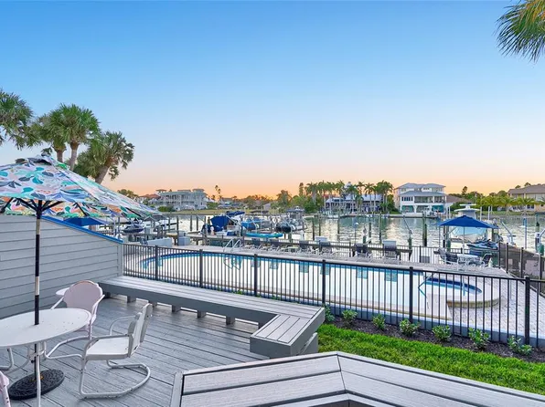 910 Pinellas Bayway S APT 107, Tierra Verde, FL 33715