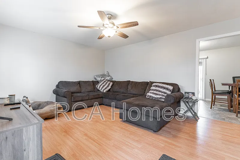 3 bed, 1.5 bath, $1,350 — Photo 4