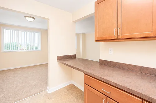 Parkview Towers Photo 1
