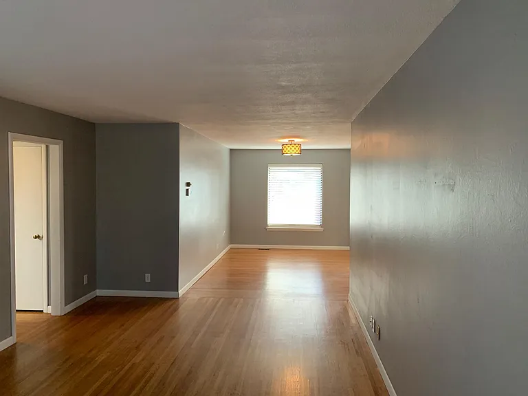 2036 NW 45th St — Photo 10