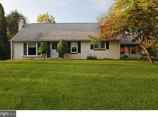 5019 Horseshoe Park, Downingtown, PA 19335