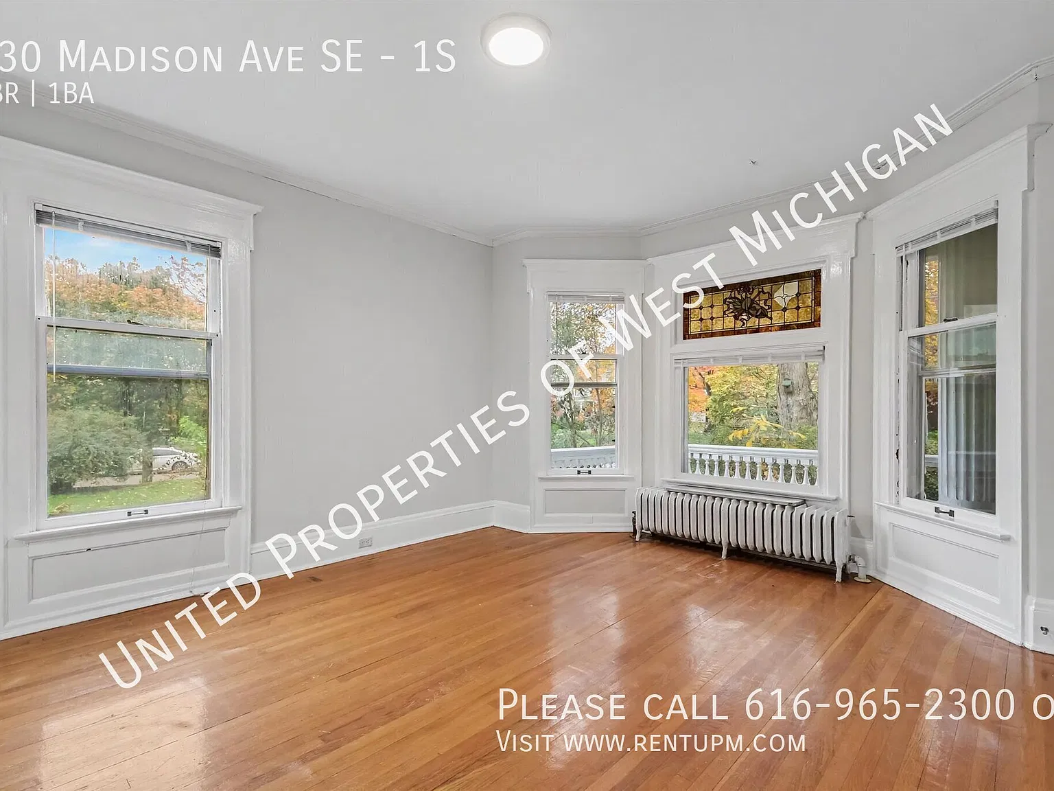 630 Madison Ave SE — Photo 3