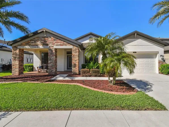 8307 Bluevine Sky Dr, Land O Lakes, FL 34637