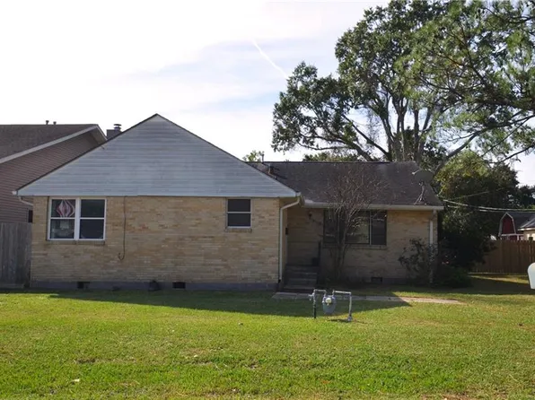 105 Shirley St, Belle Chasse, LA 70037