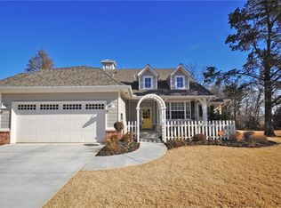 4816 Deerfield Dr, Edmond, OK 73034