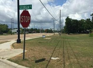 1403 Georgia Pl, Gulfport, MS 39507