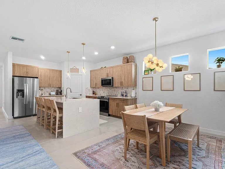 1991 NE Ocean Dunes Dr — Photo 17