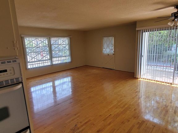 3rd image of 11661 Texas Ave #1