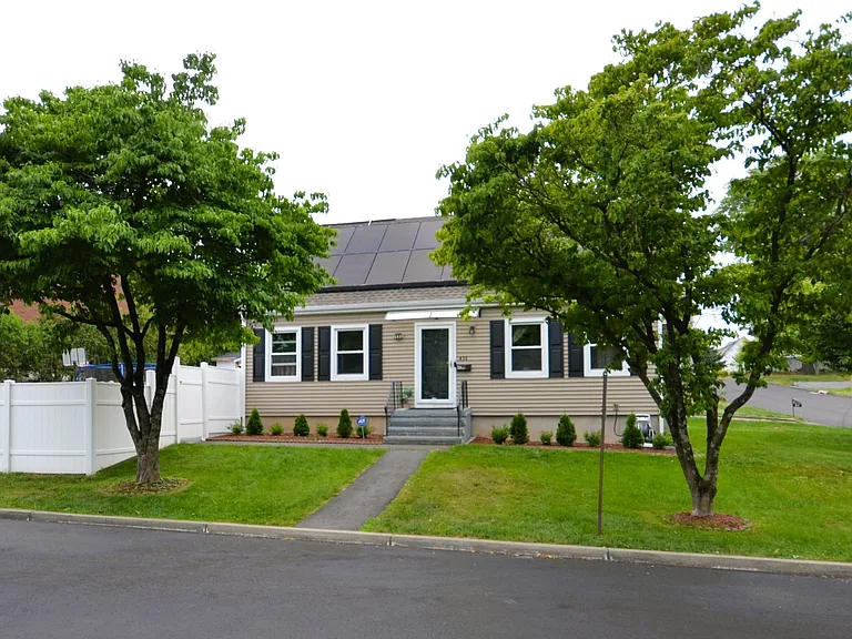 430 Berkeley Rd — Photo 36