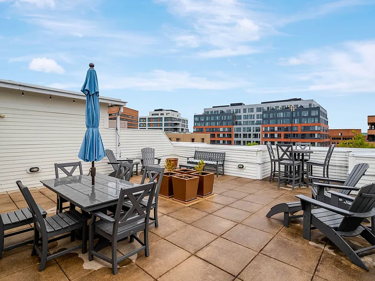 1023 N Royal St #312 — Photo 35