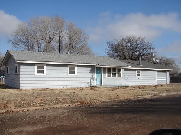 822 W 1st St, Beaver, OK 73932