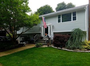 7 Linden Ave, Gloucester, MA 01930