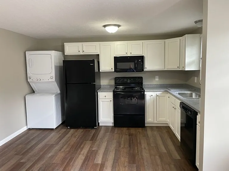 5279 & 5281 Walnut Valley Dr — Photo 3