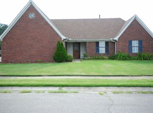 7083 Olive Ridge Dr, Olive Branch, MS 38654