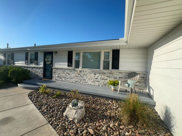 3701 23rd St, Great Bend, KS 67530