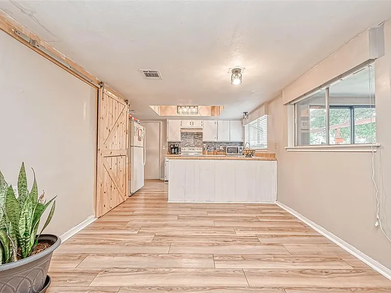 3623 Black Crickett Ct — Photo 32