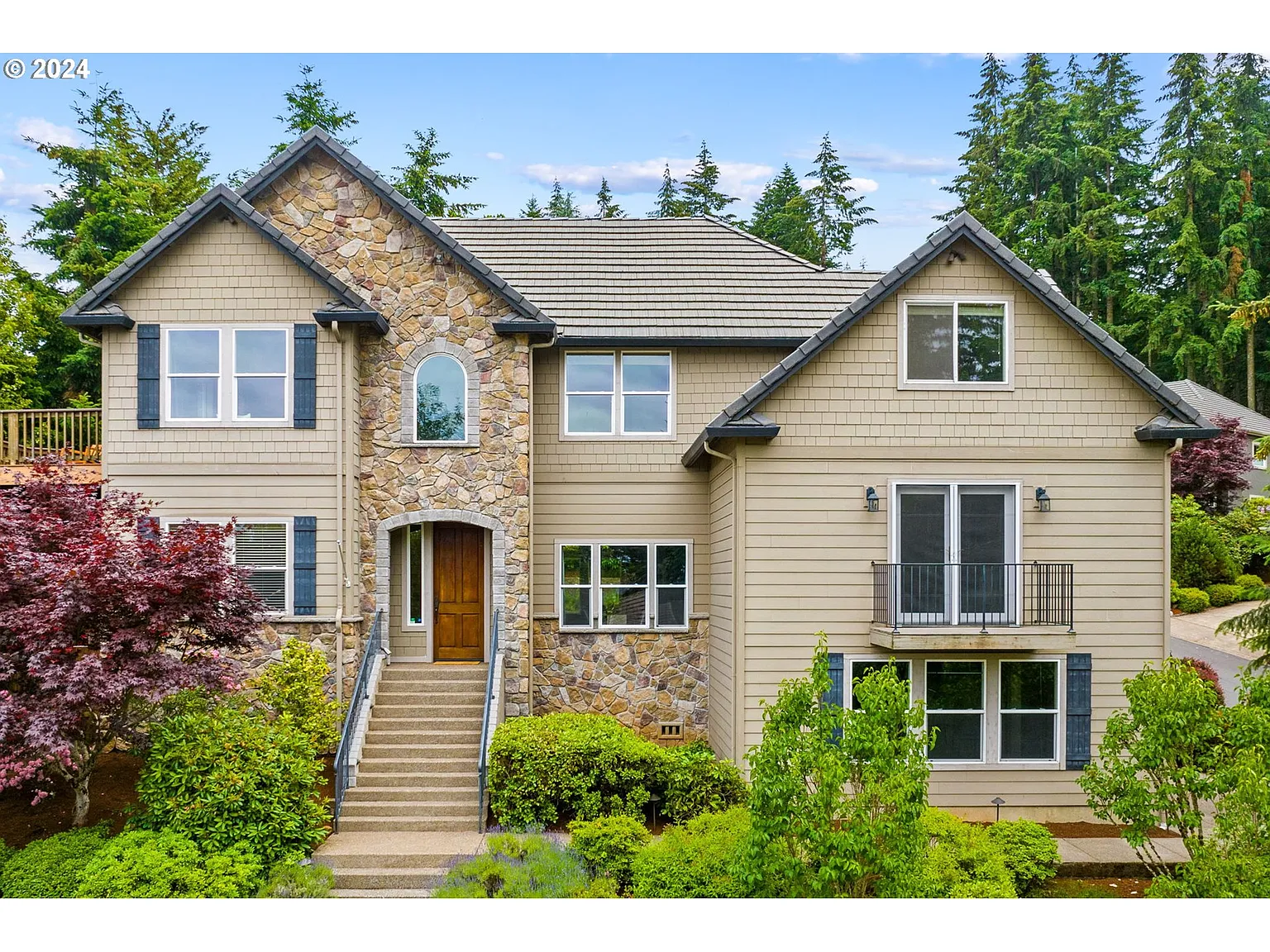 3396 Southview Dr photo 1