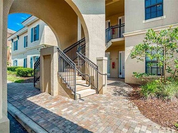 2nd image of 120 Calle El Jardin St #203