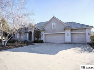 2723 S 96th Avenue Cir, Omaha, NE 68124