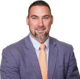 Dan Thomas