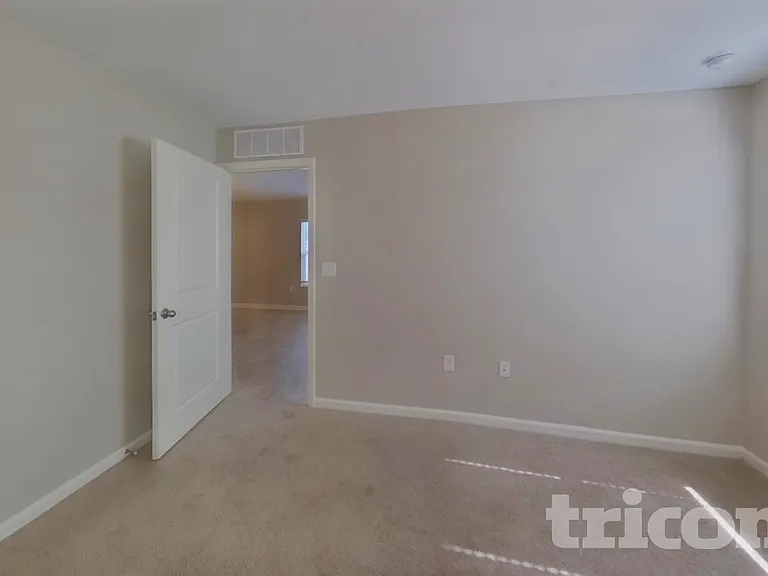 2025 Howard Christy Ct — Photo 7
