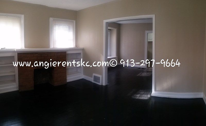 2nd image of 3822 E 60th Ter