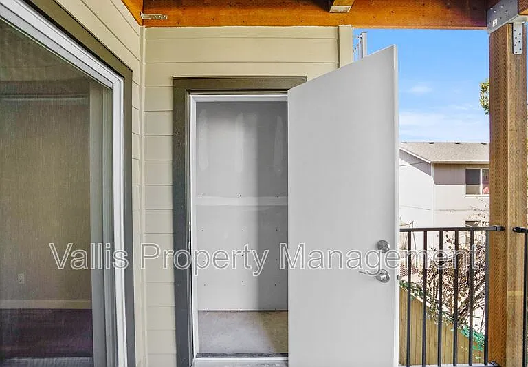 4374 Fisher Rd NE #204 — Photo 71
