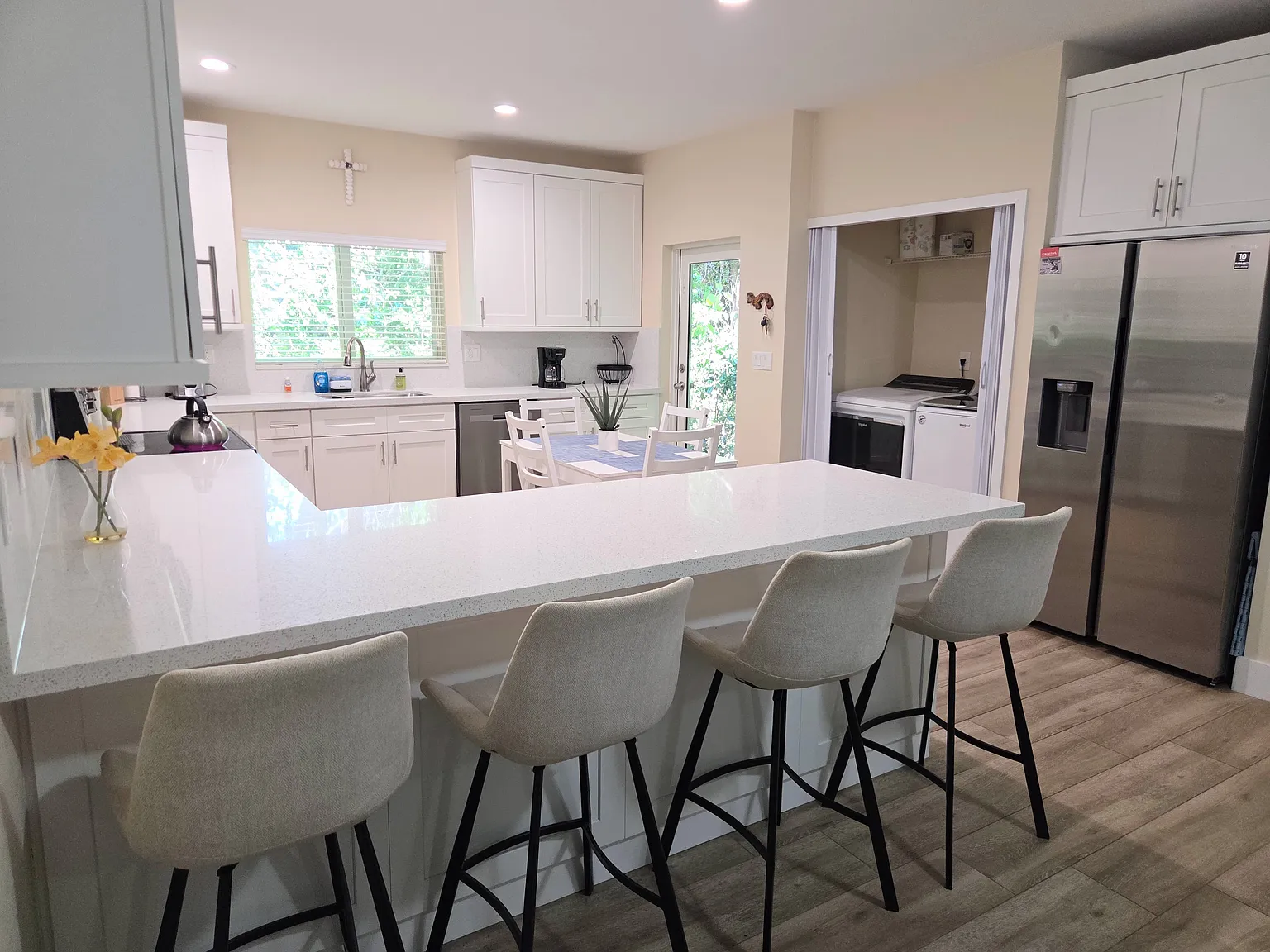 3 bed, 1409 sqft, $3,750 — Photo 4