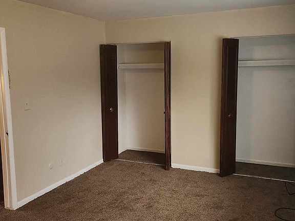 3rd image of 13910 Southfield Rd #20