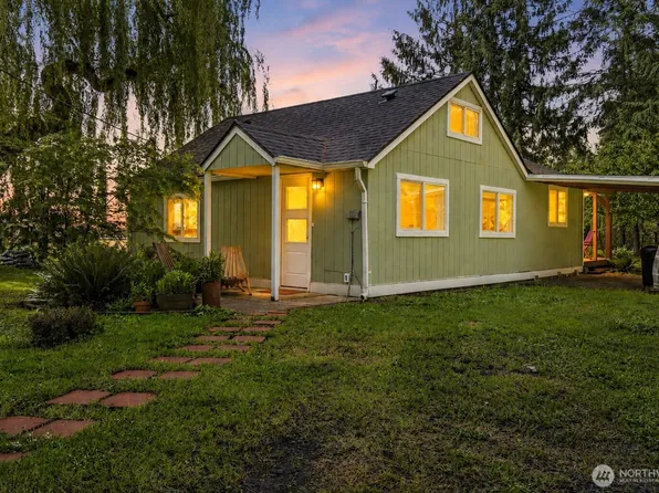 36 E Little island Road, Cathlamet, WA 98612