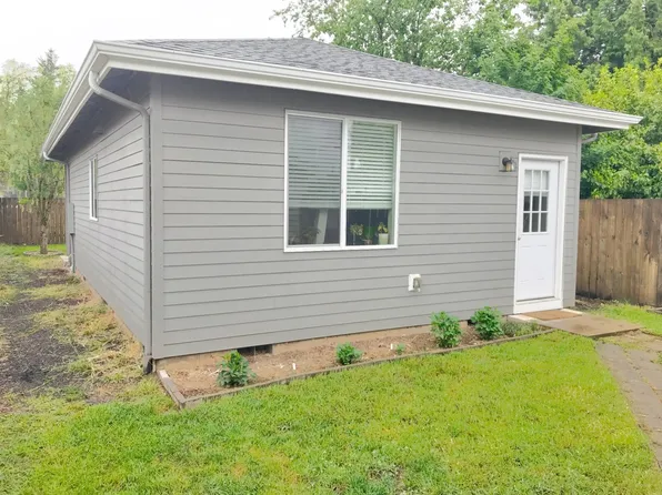 LASHJ01, 4539 SE 100th Ave #B, Portland, OR 97266