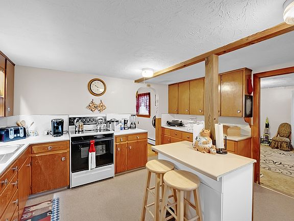 2nd image of 54 Airport Rd