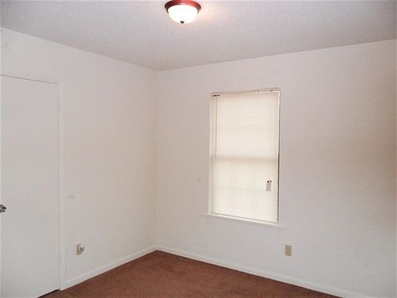 1St bedroom