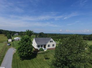 126 Niswander Rd, Staunton, VA 24401